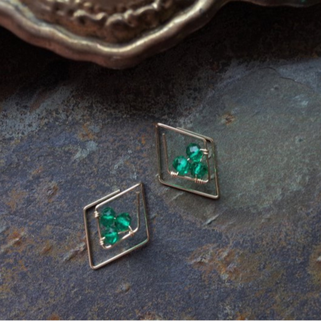 簡約時尚鑽型祖母綠石14K注金耳環