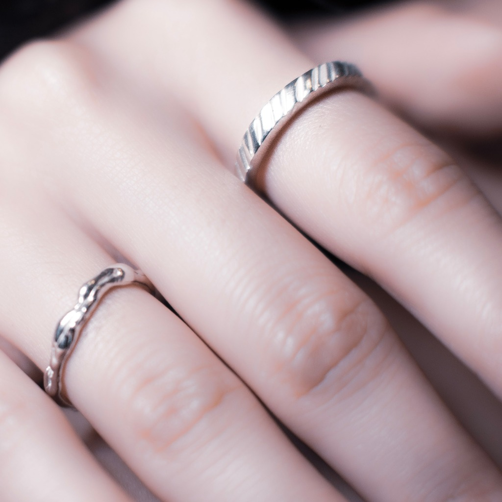 Druzy 系列 - 斜 925 純銀戒指